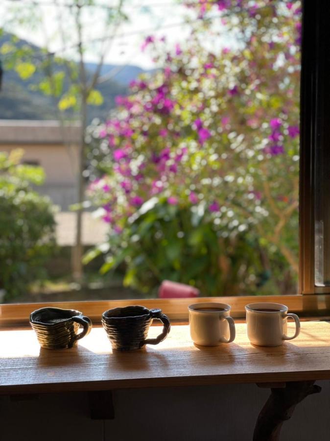 奄美ゲストハウス Hub A Nice Inn Setouchi  Екстериор снимка
