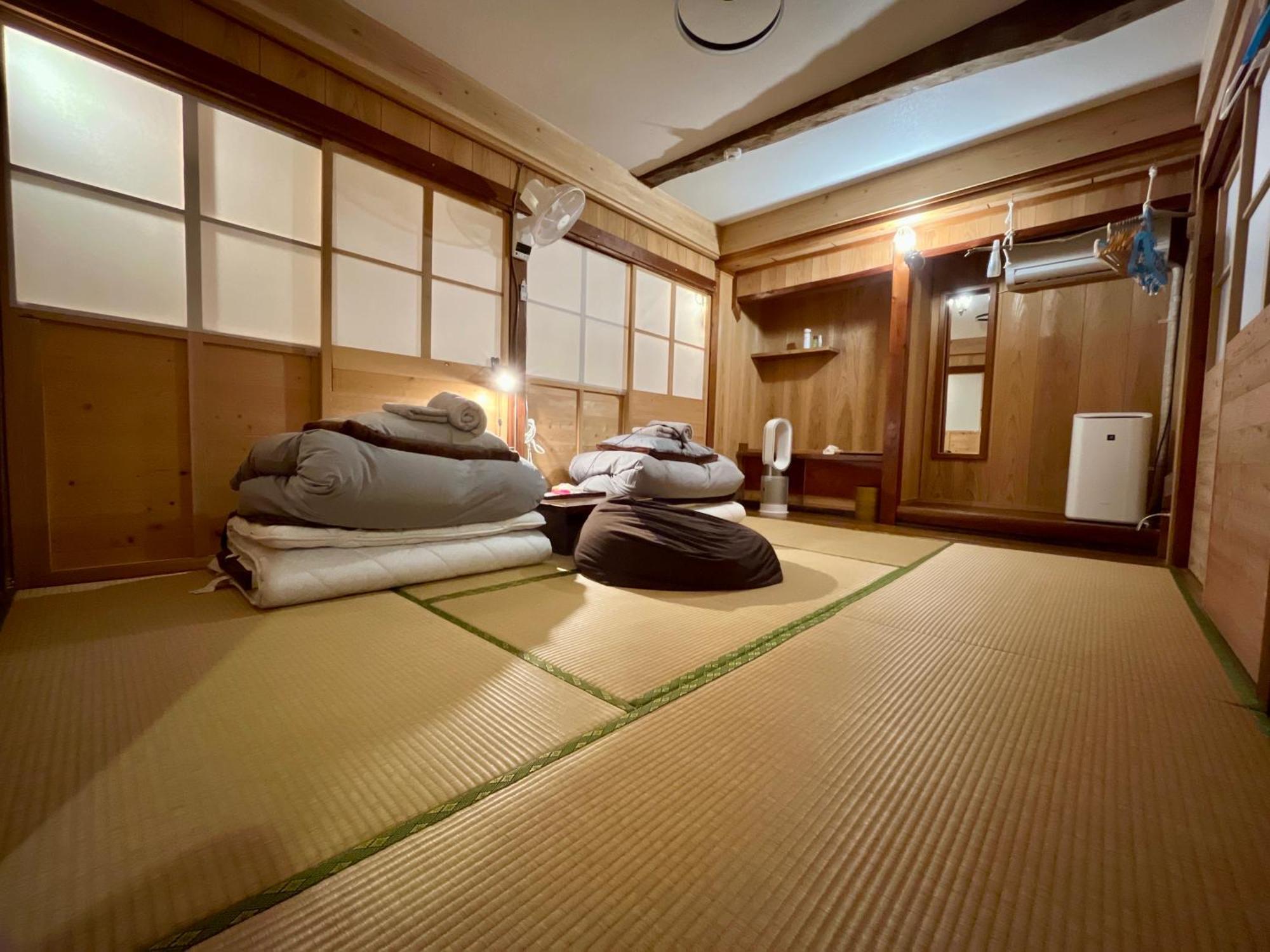 奄美ゲストハウス Hub A Nice Inn Setouchi  Екстериор снимка