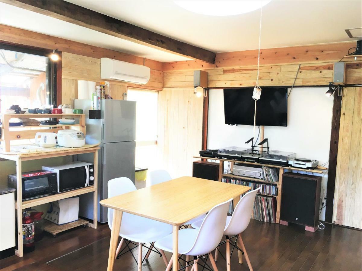 奄美ゲストハウス Hub A Nice Inn Setouchi  Екстериор снимка