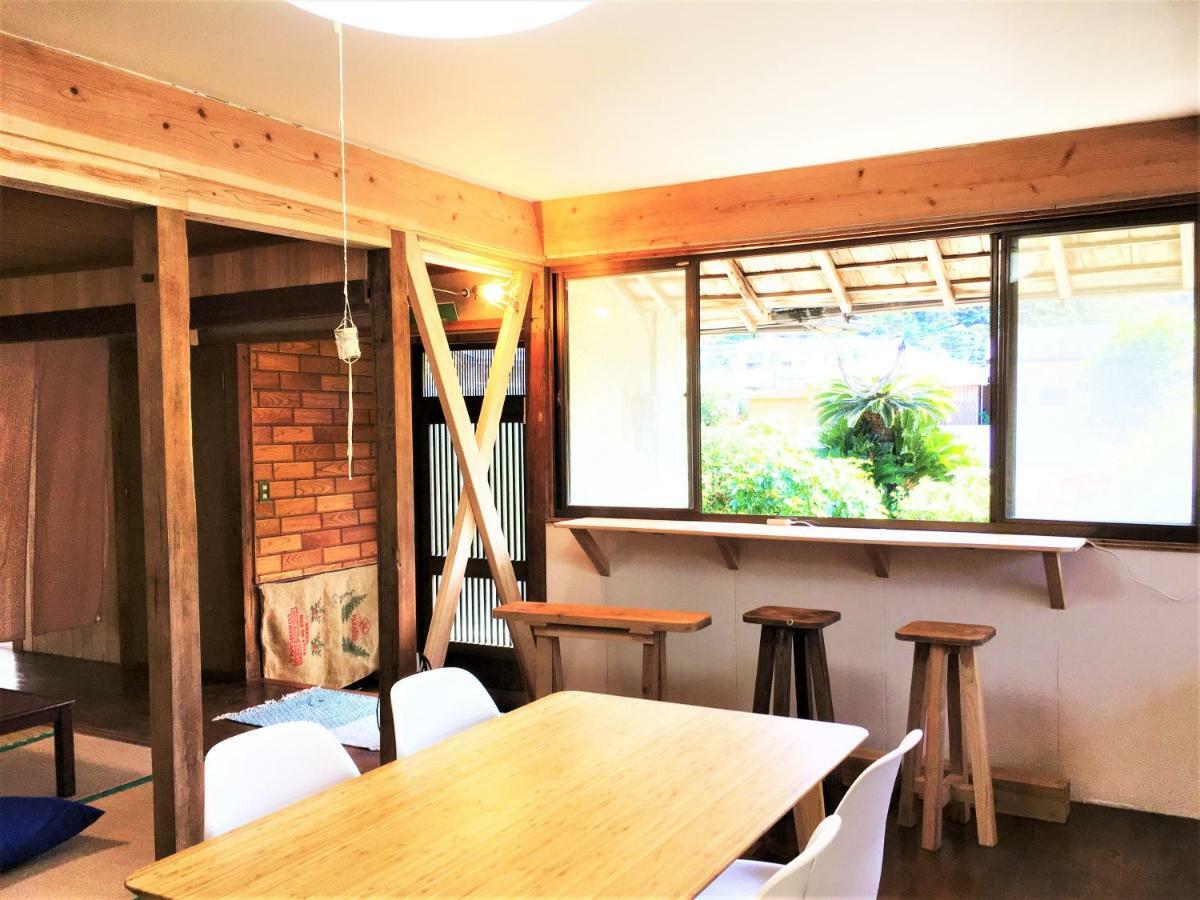 奄美ゲストハウス Hub A Nice Inn Setouchi  Екстериор снимка